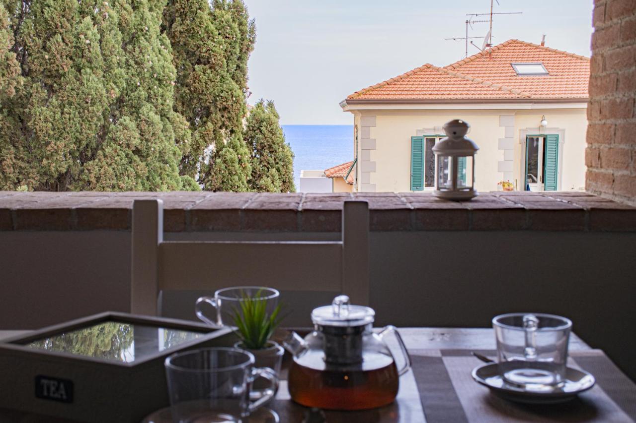 Apartamento Casa Velia 78Mq A 30 Metri Dal Mare Di San Vincenzo Exterior foto