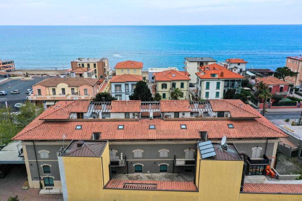 Apartamento Casa Velia 78Mq A 30 Metri Dal Mare Di San Vincenzo Exterior foto