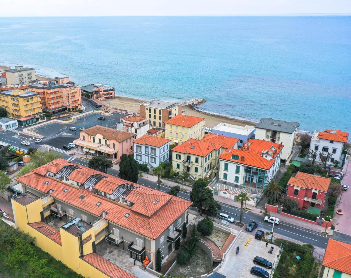 Apartamento Casa Velia 78Mq A 30 Metri Dal Mare Di San Vincenzo Exterior foto